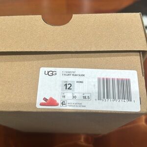Brand new fluffy Ugg slides size 12 toddler girls